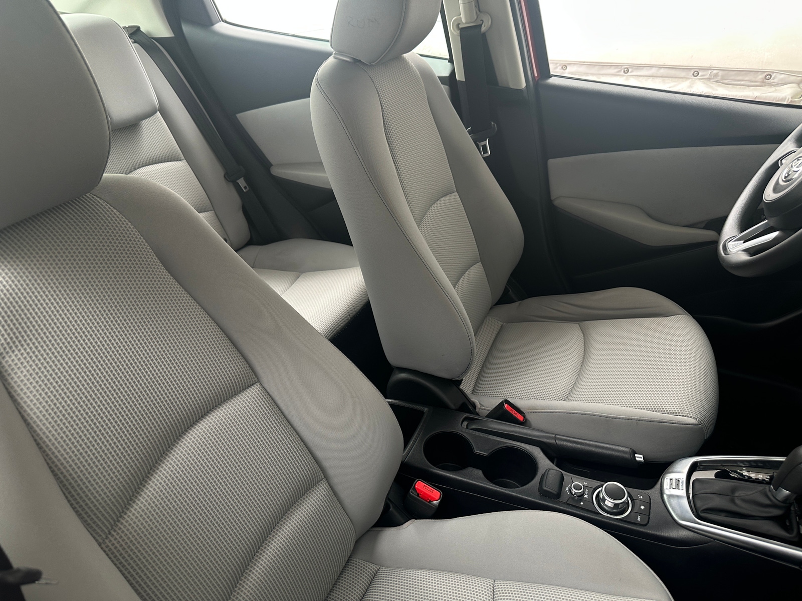 Thumbnail: 2019 Toyota Yaris - 2