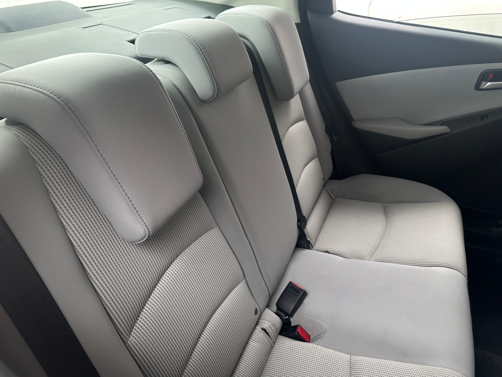 Thumbnail: 2019 Toyota Yaris - 6