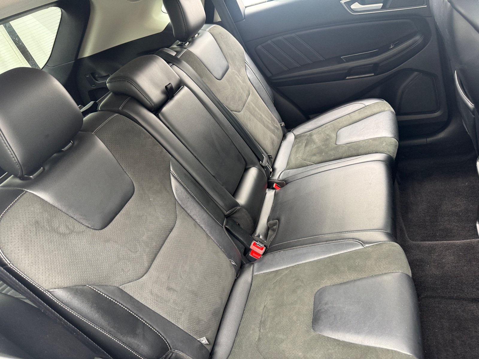 Thumbnail: 2016 Ford Edge - 5