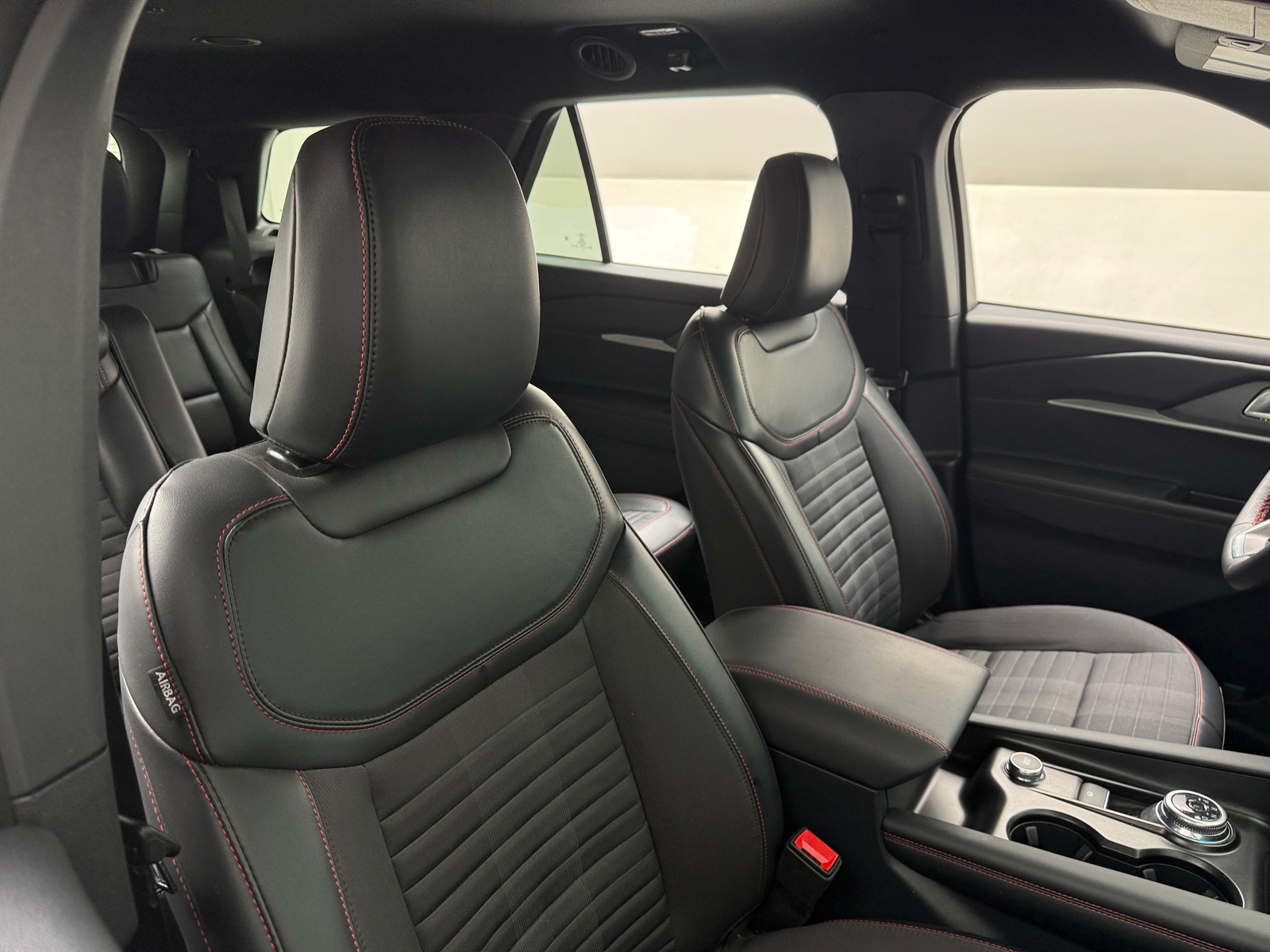 Thumbnail: 2025 Ford Explorer - 2