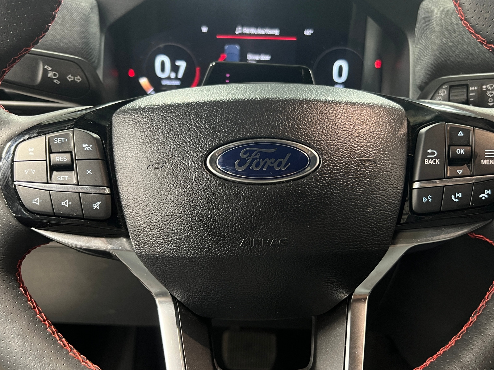 Thumbnail: 2025 Ford Explorer - 5