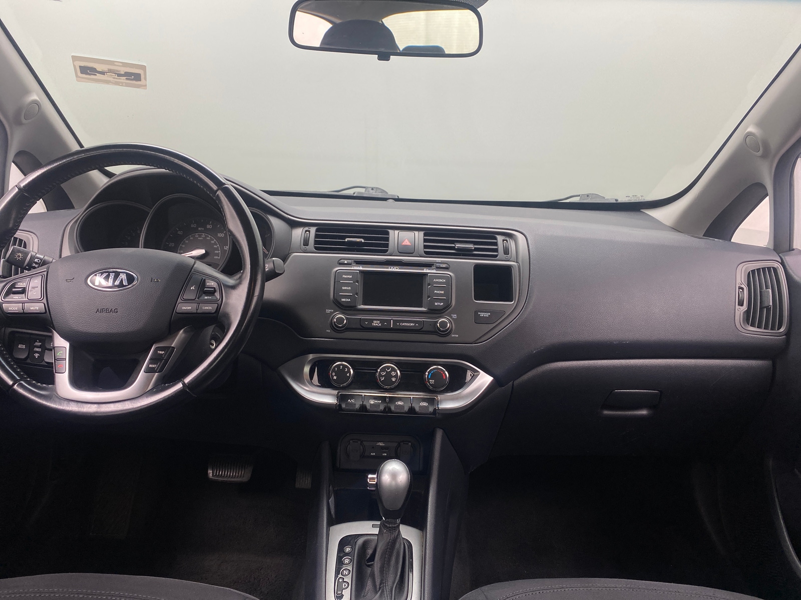 Thumbnail: 2014 Kia Rio - 3