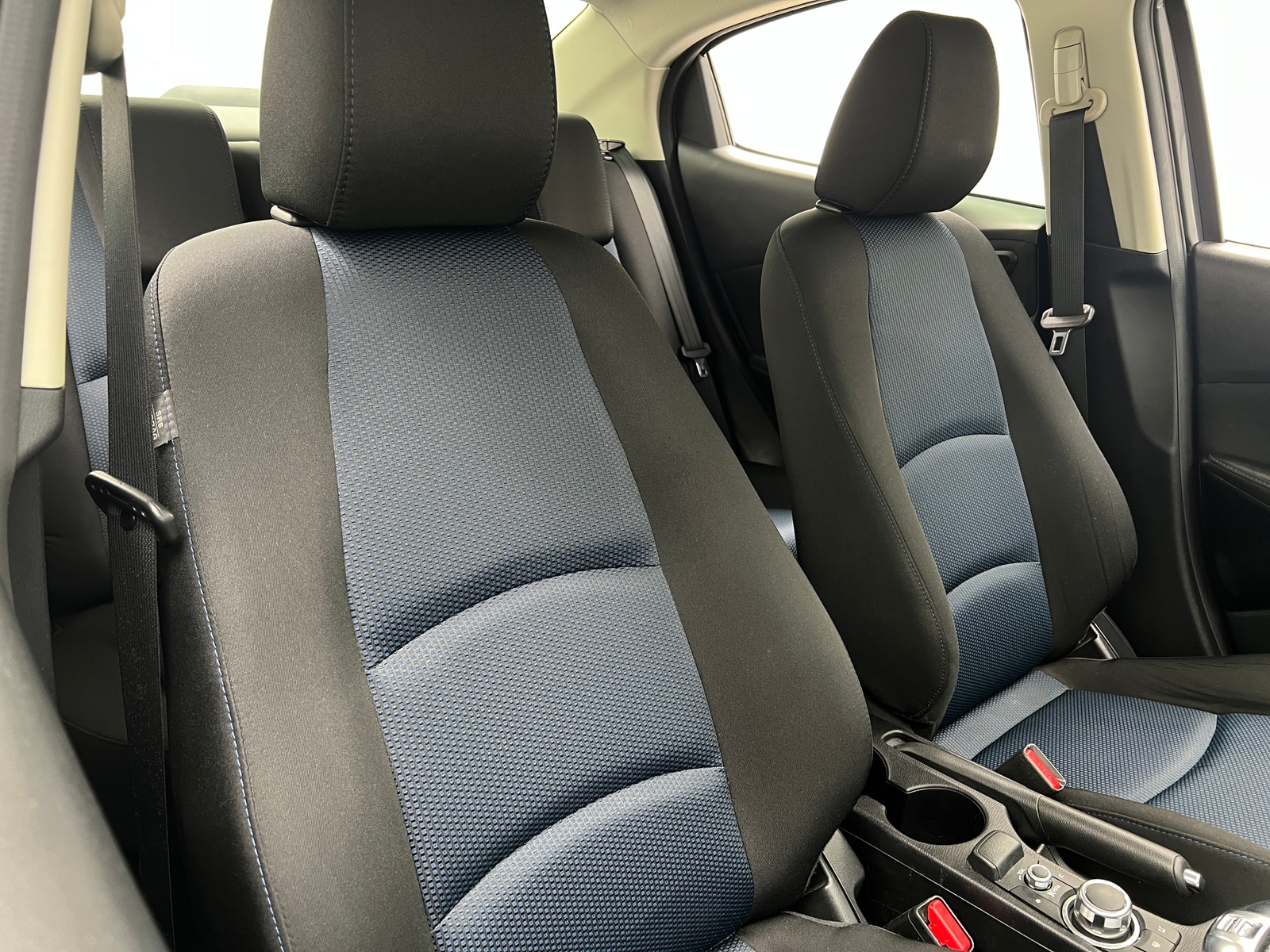 Thumbnail: 2018 Toyota Yaris iA - 2