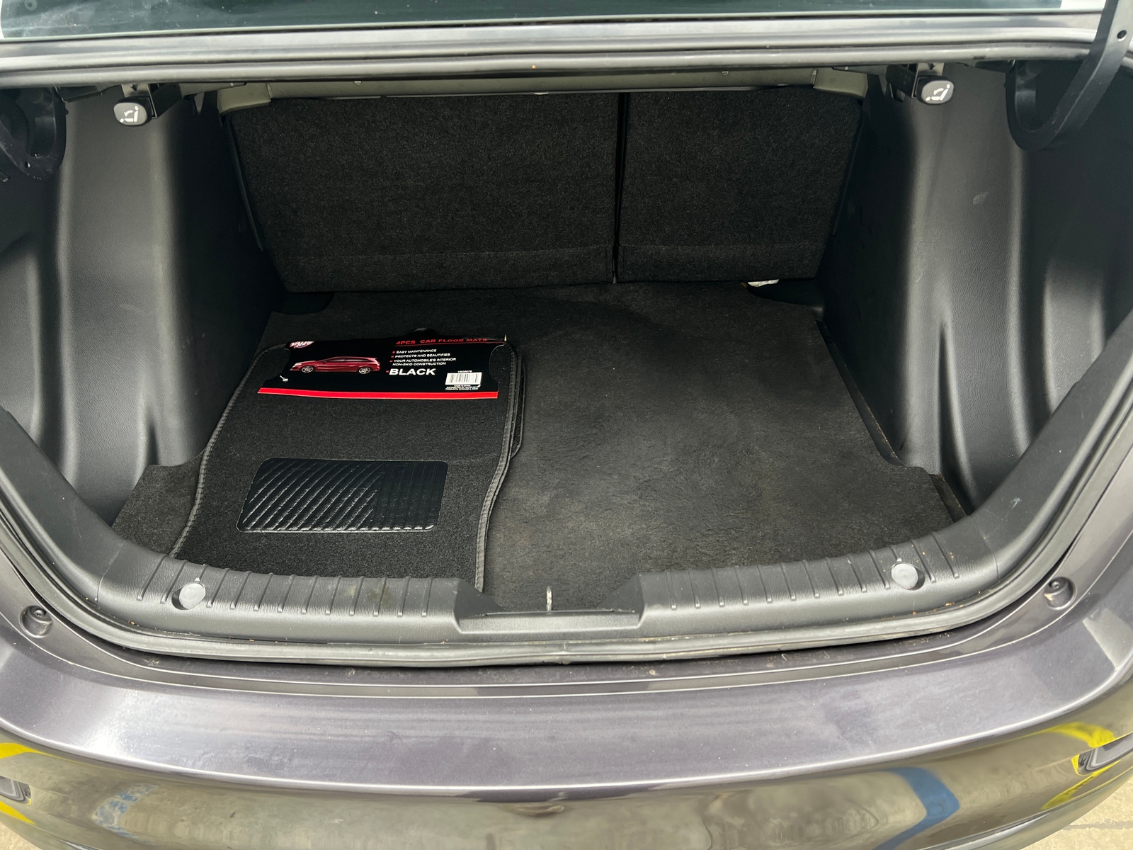 Thumbnail: 2018 Toyota Yaris iA - 7