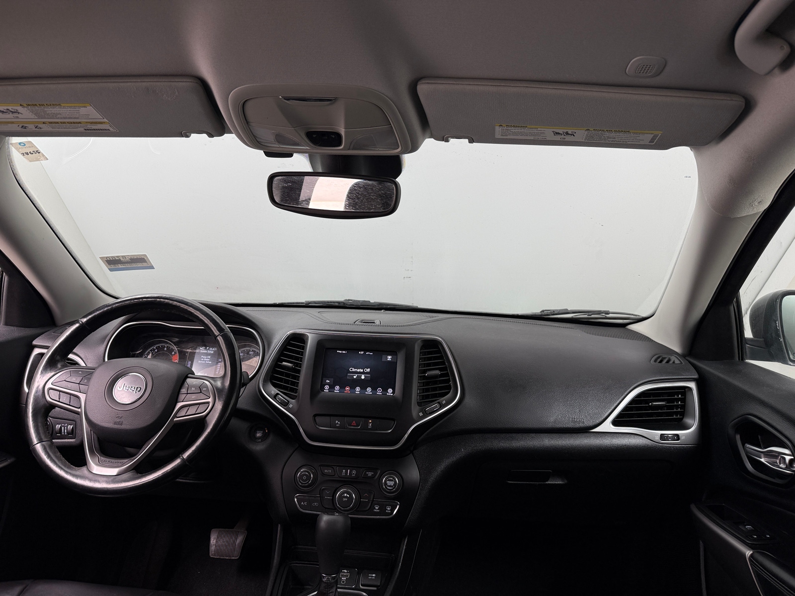 Thumbnail: 2021 Jeep Cherokee - 3