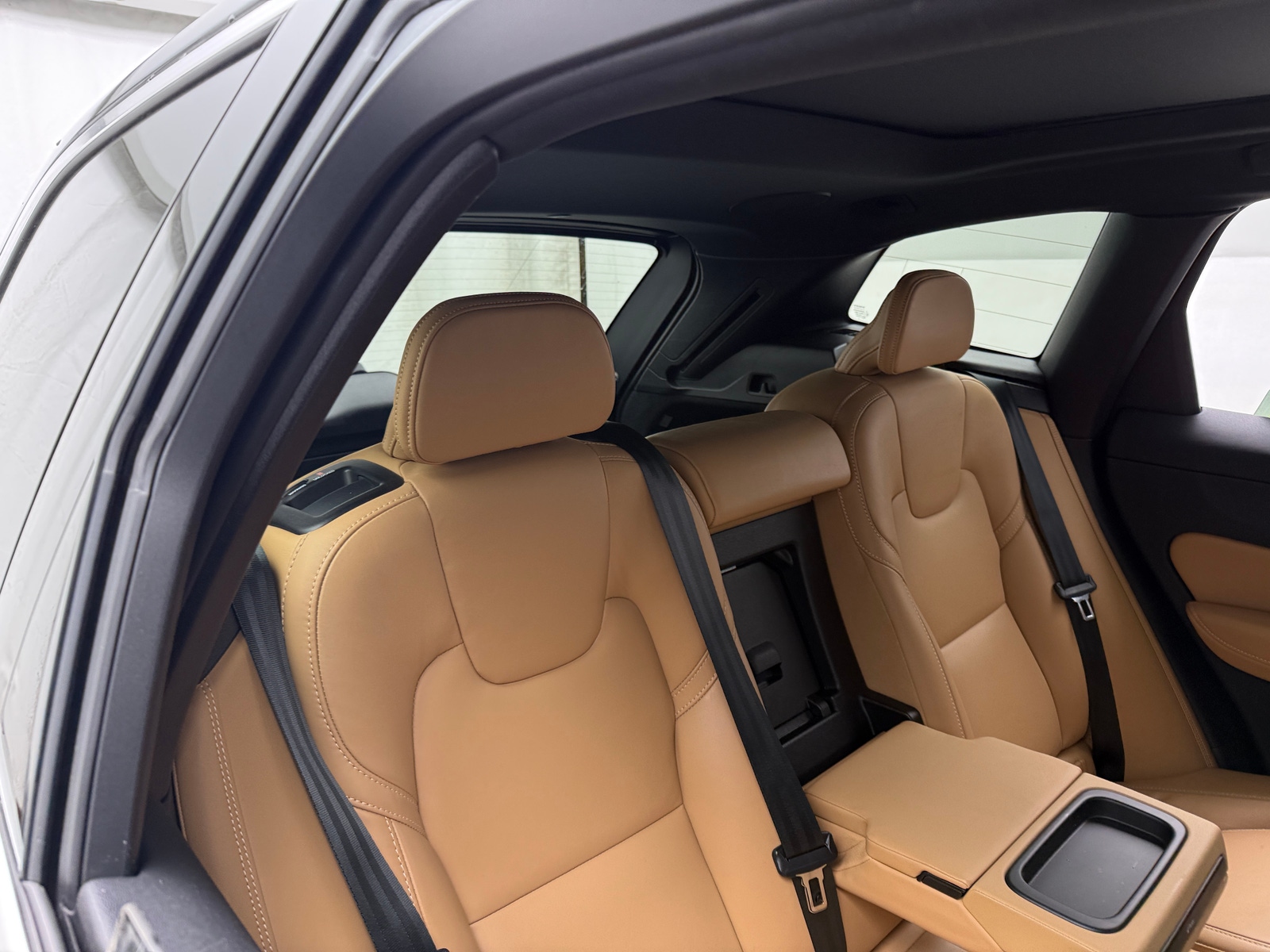 Thumbnail: 2021 Volvo XC60 - 5