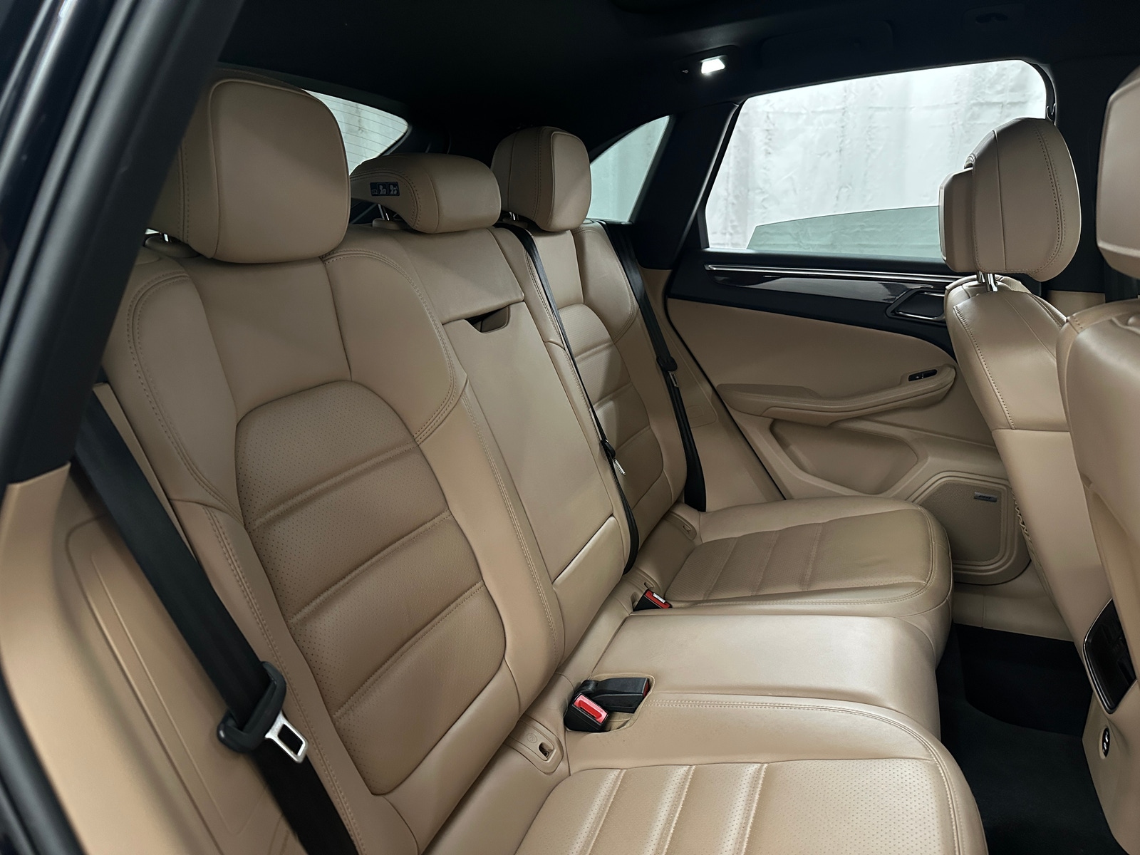 Thumbnail: 2021 Porsche Macan - 5