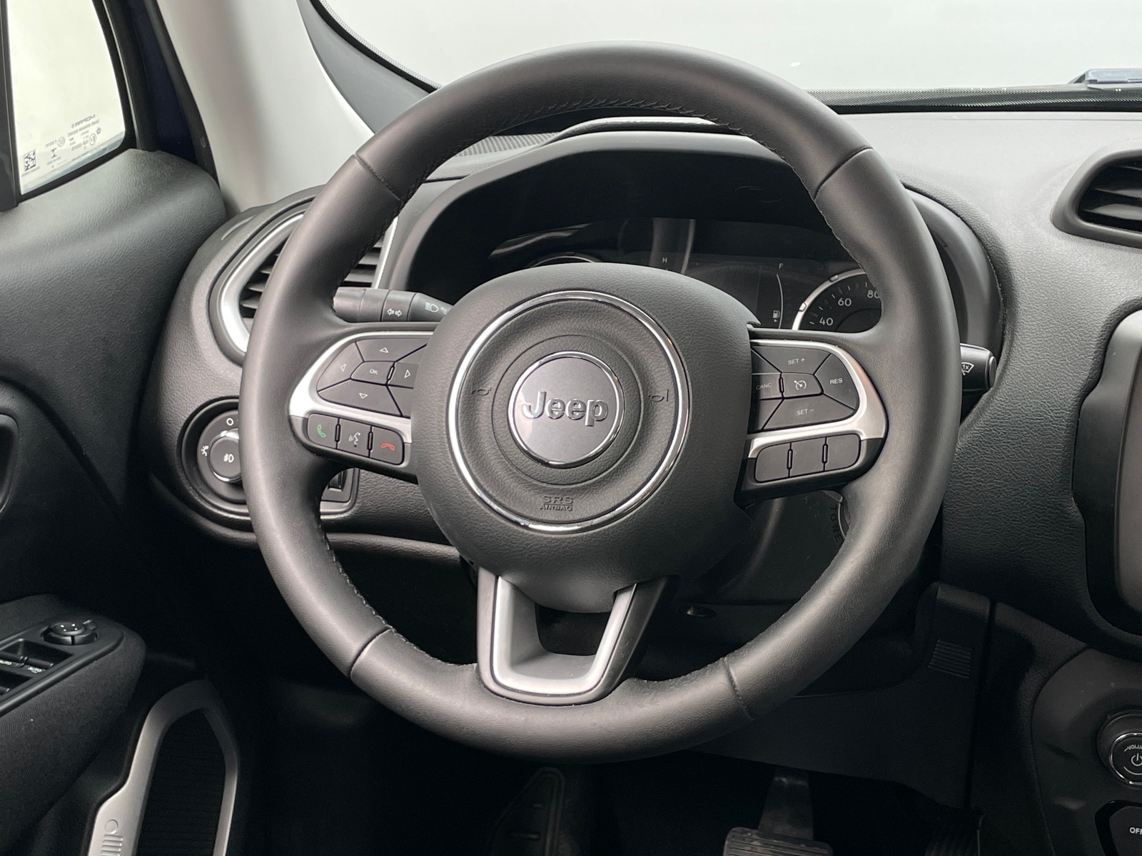 Thumbnail: 2019 Jeep Renegade - 5