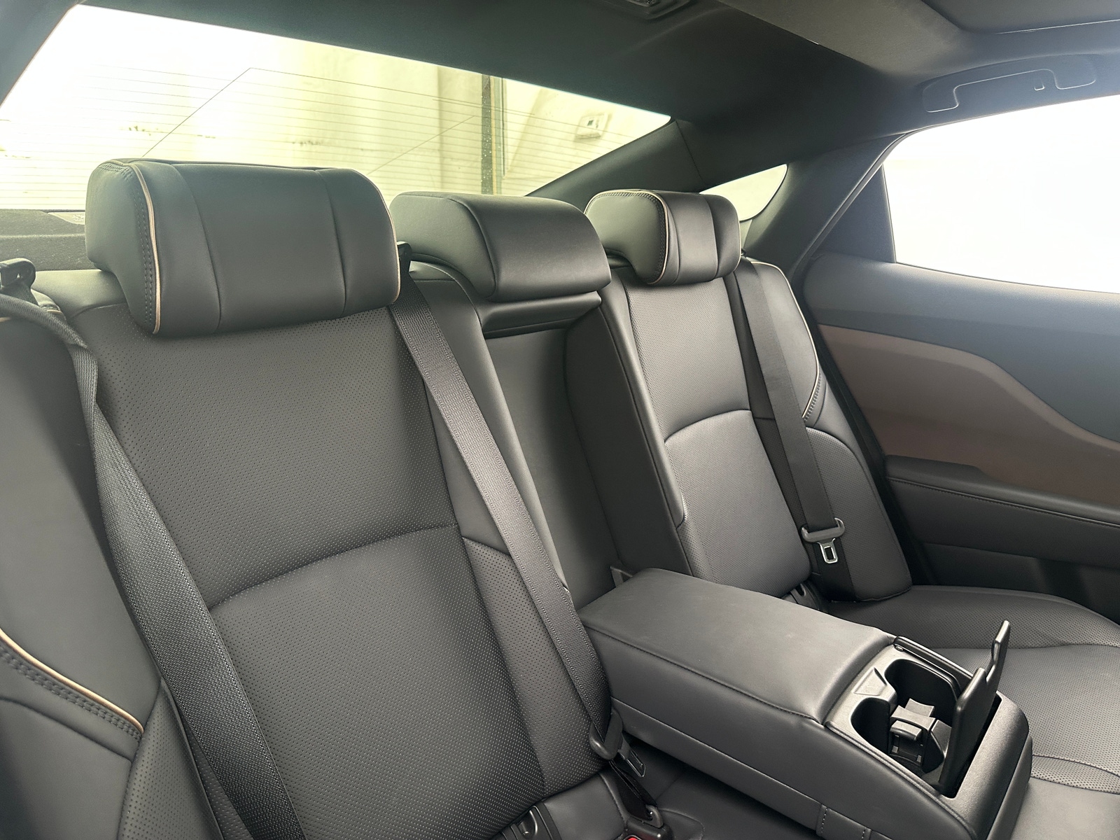 Thumbnail: 2023 Toyota Crown - 5