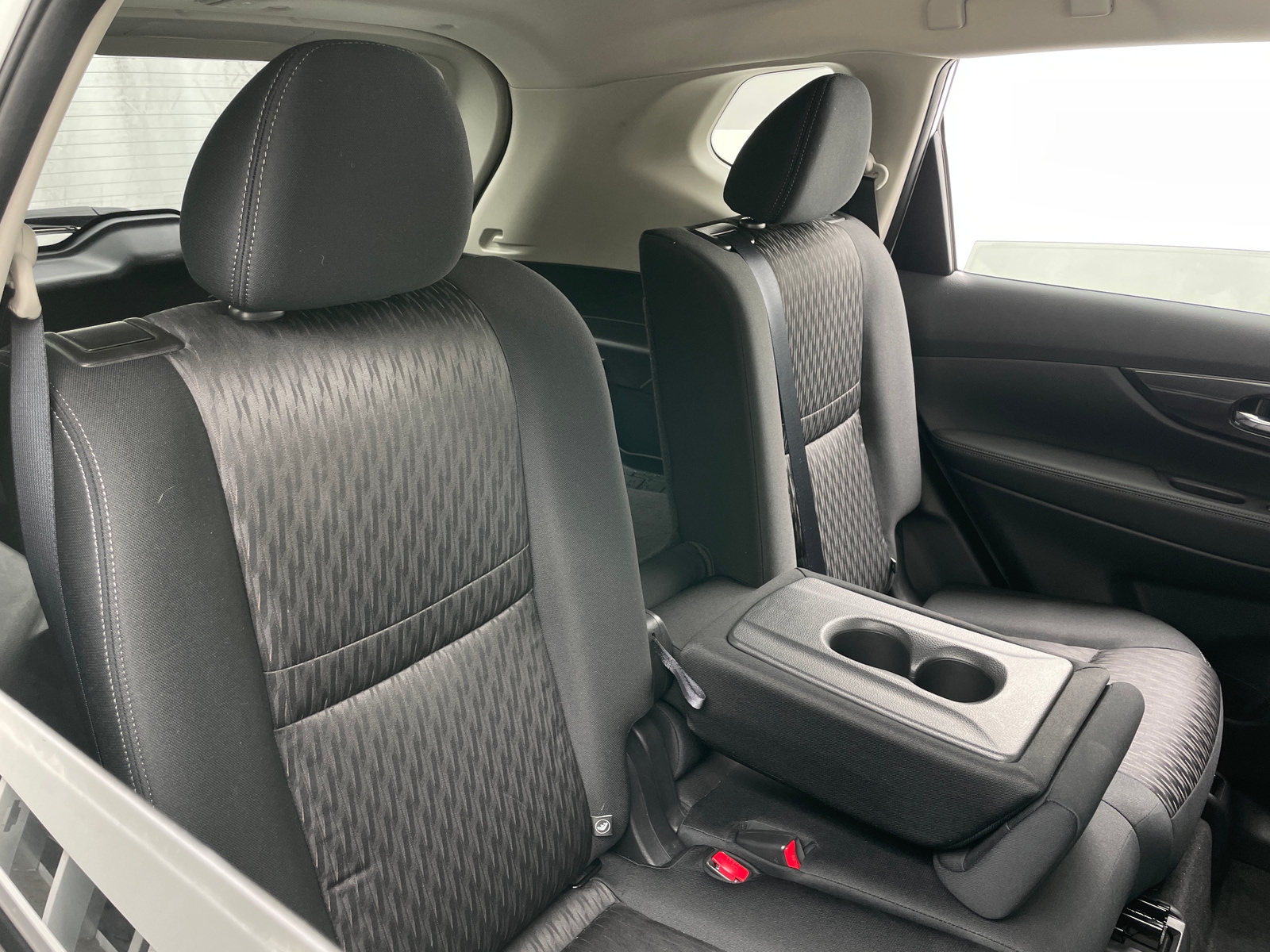 Thumbnail: 2020 Nissan Rogue - 6