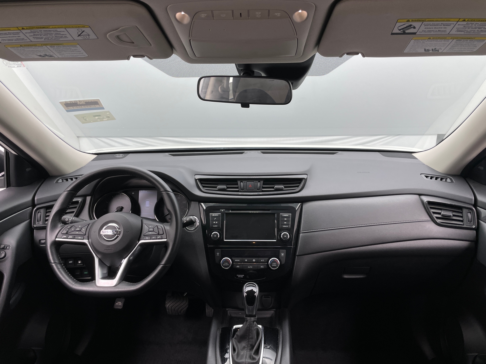 Thumbnail: 2020 Nissan Rogue - 3