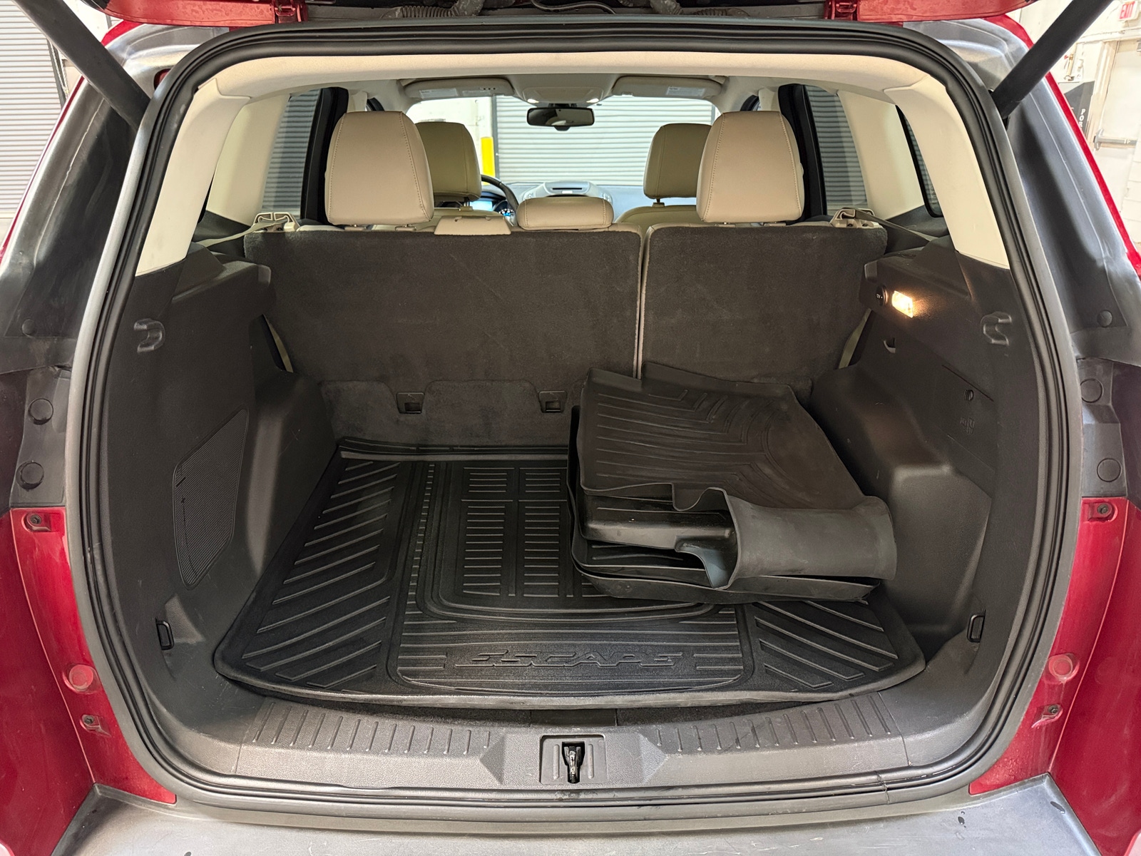 Thumbnail: 2016 Ford Escape - 6