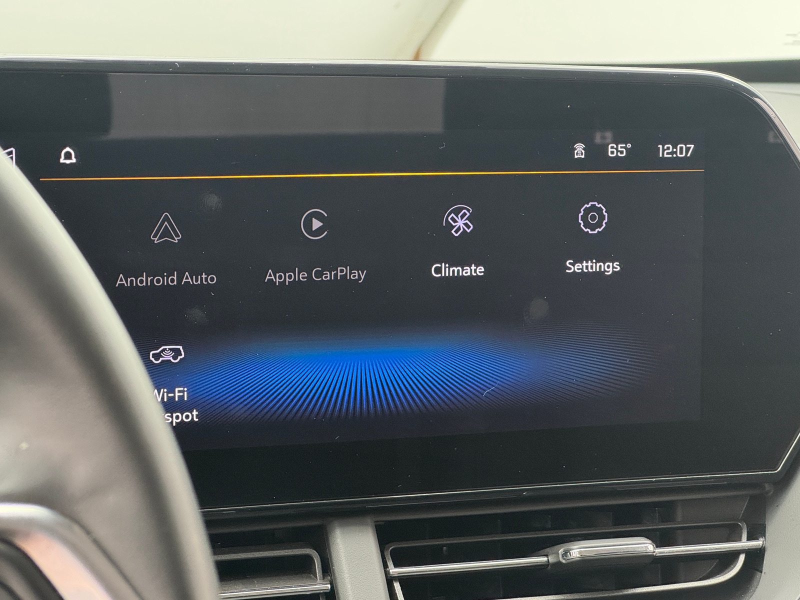 Thumbnail: 2025 Chevrolet Trax - 4