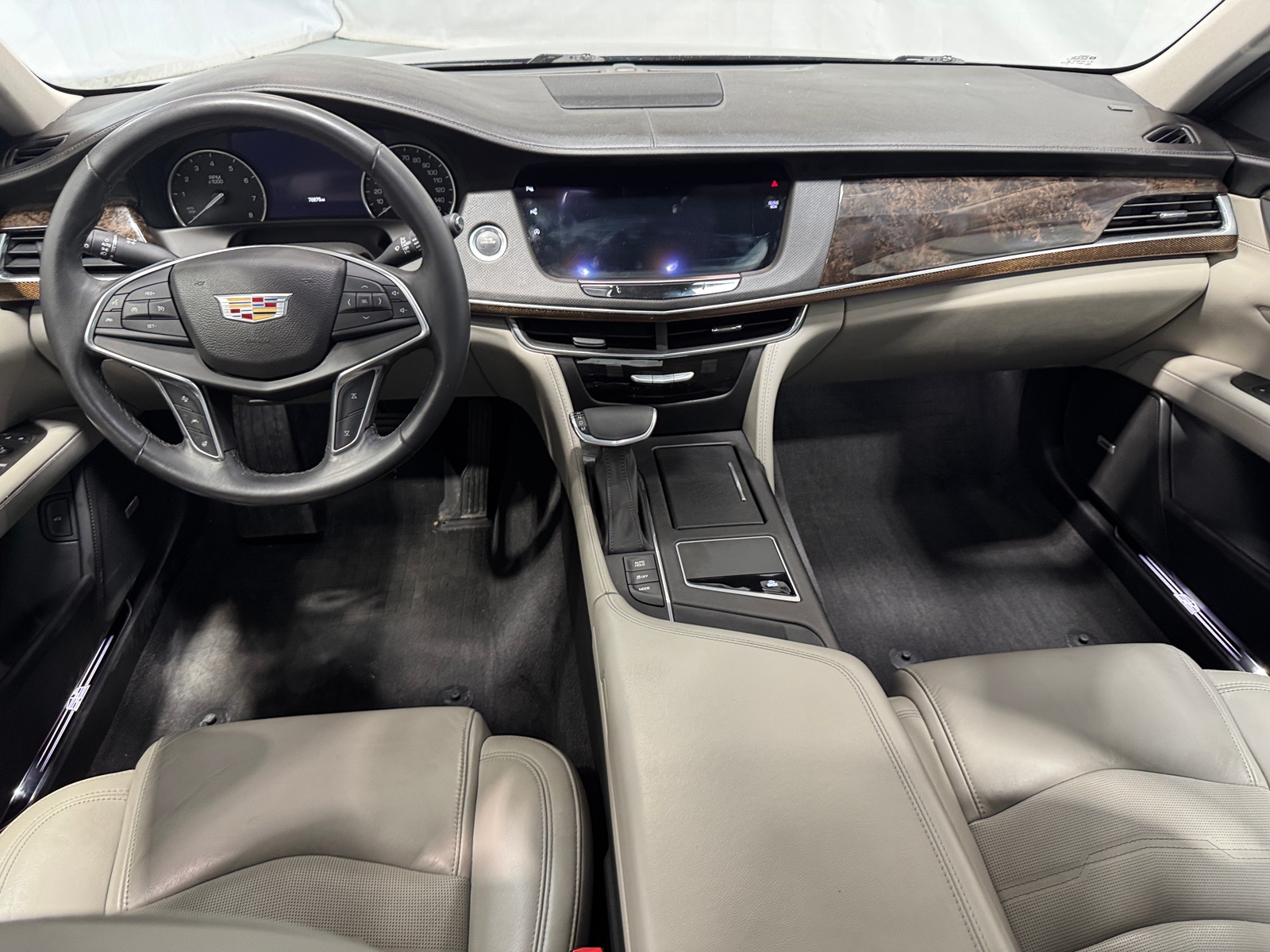 Thumbnail: 2017 Cadillac CT6 - 2