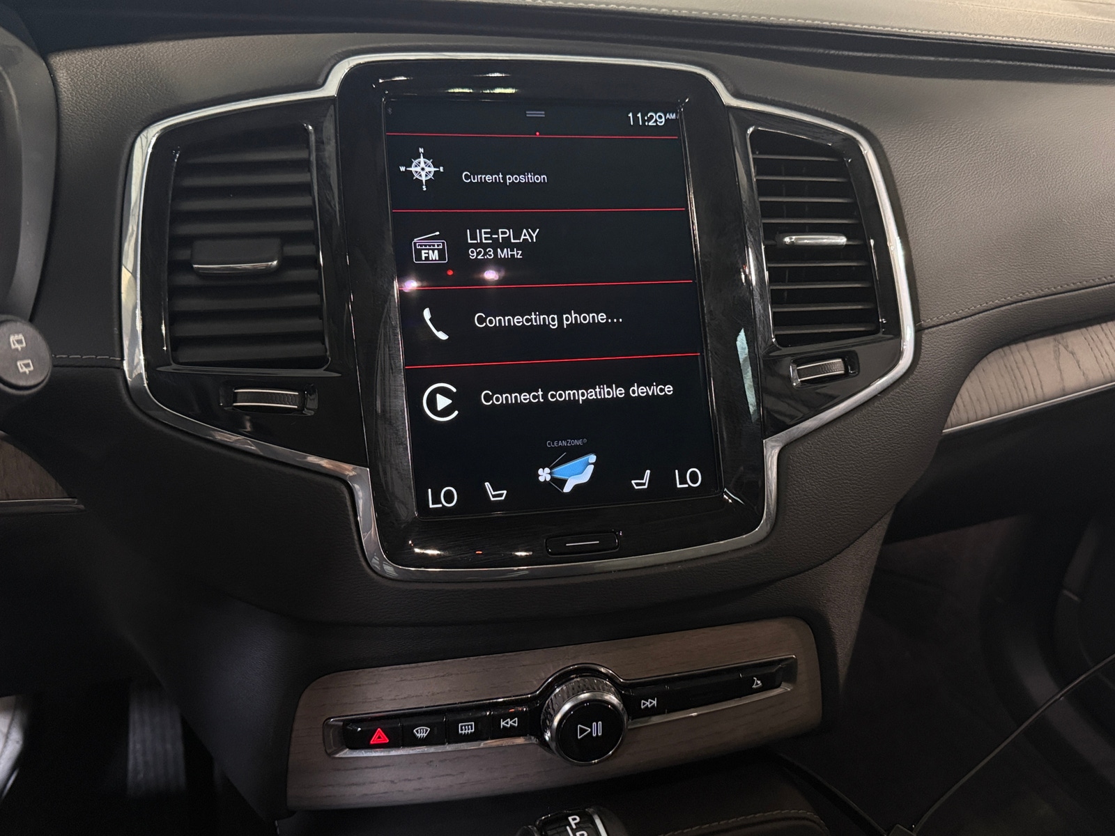 Thumbnail: 2020 Volvo XC90 - 4