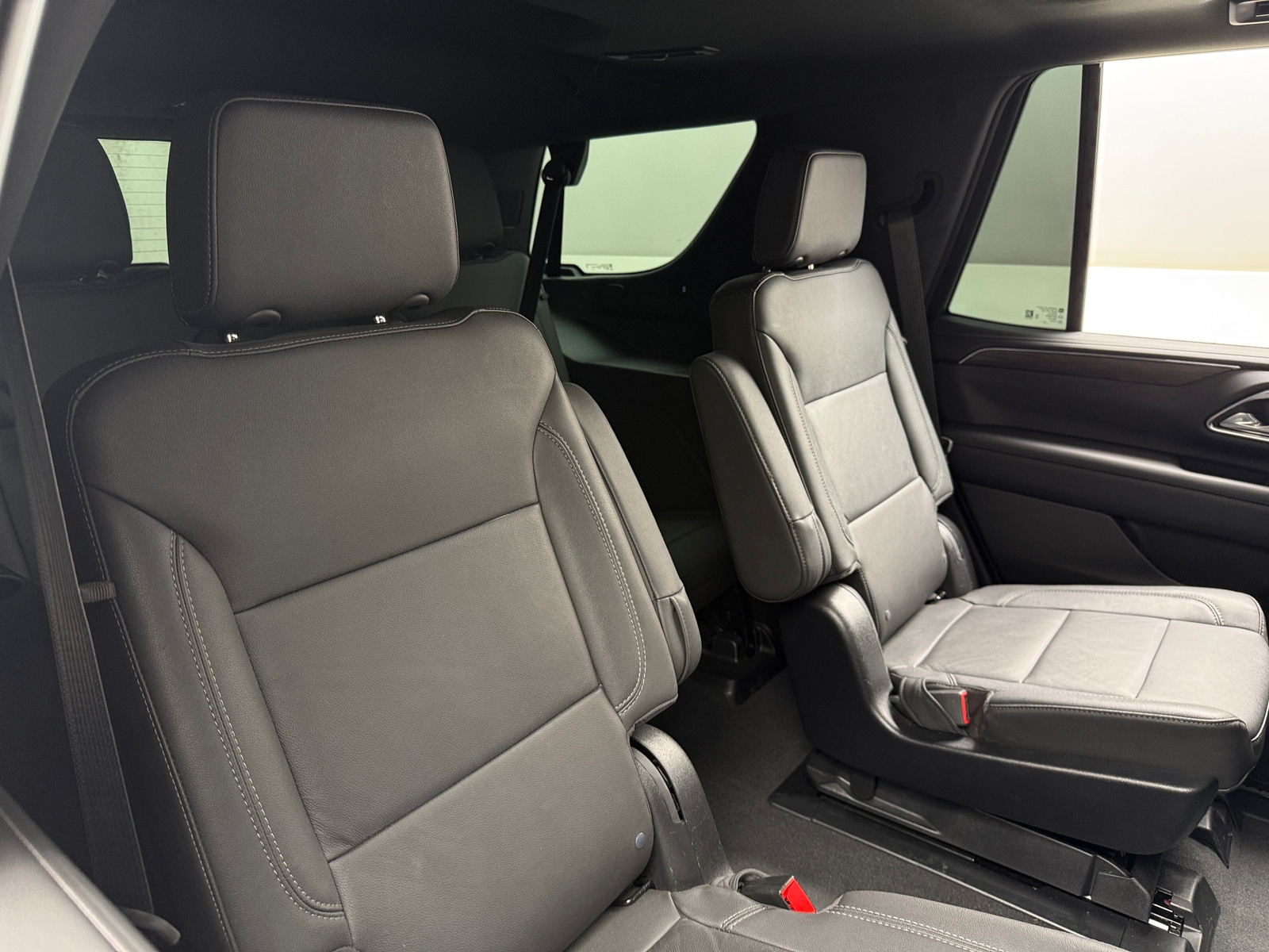 Thumbnail: 2023 Chevrolet Tahoe - 5