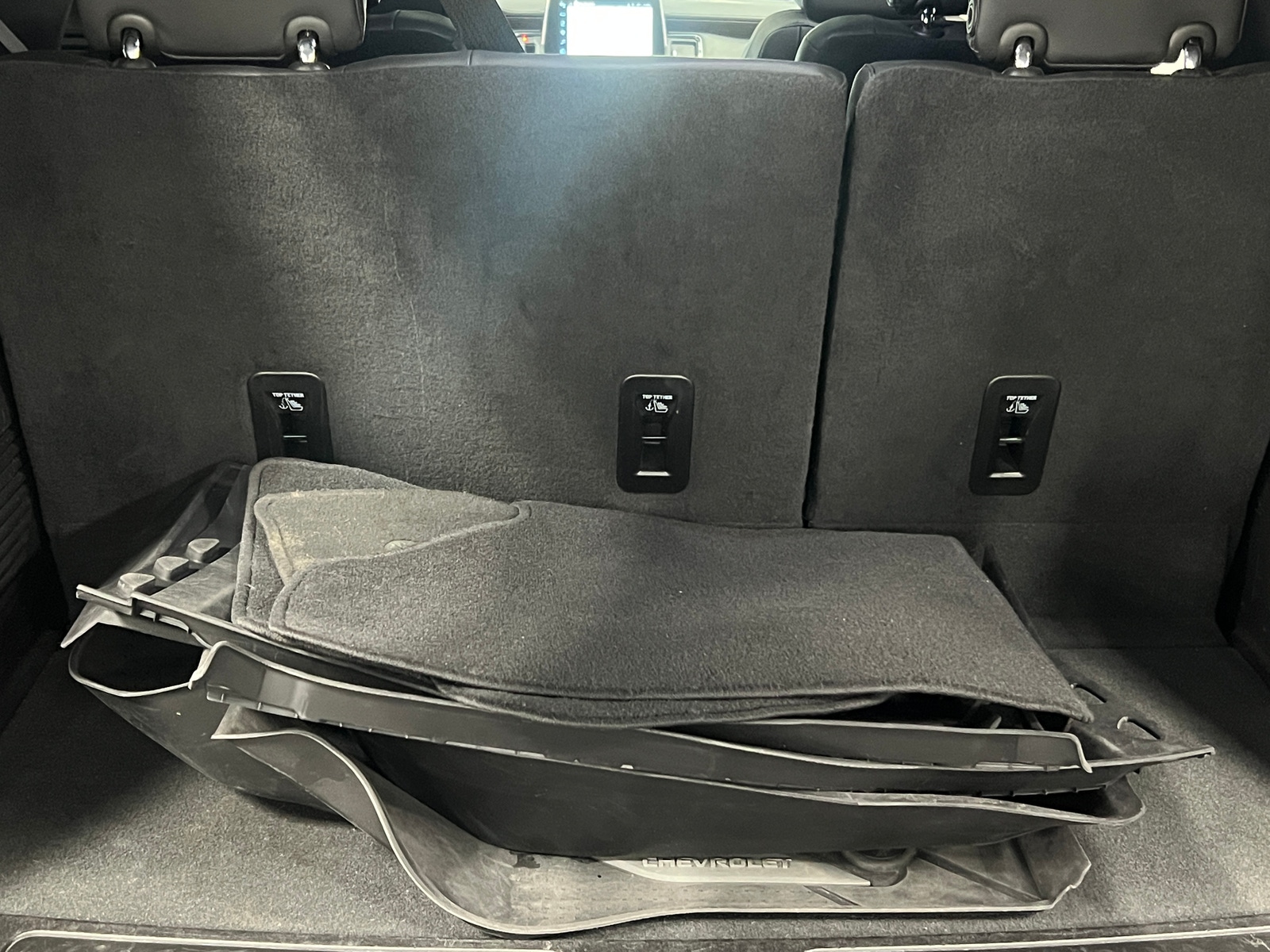 Thumbnail: 2023 Chevrolet Tahoe - 6