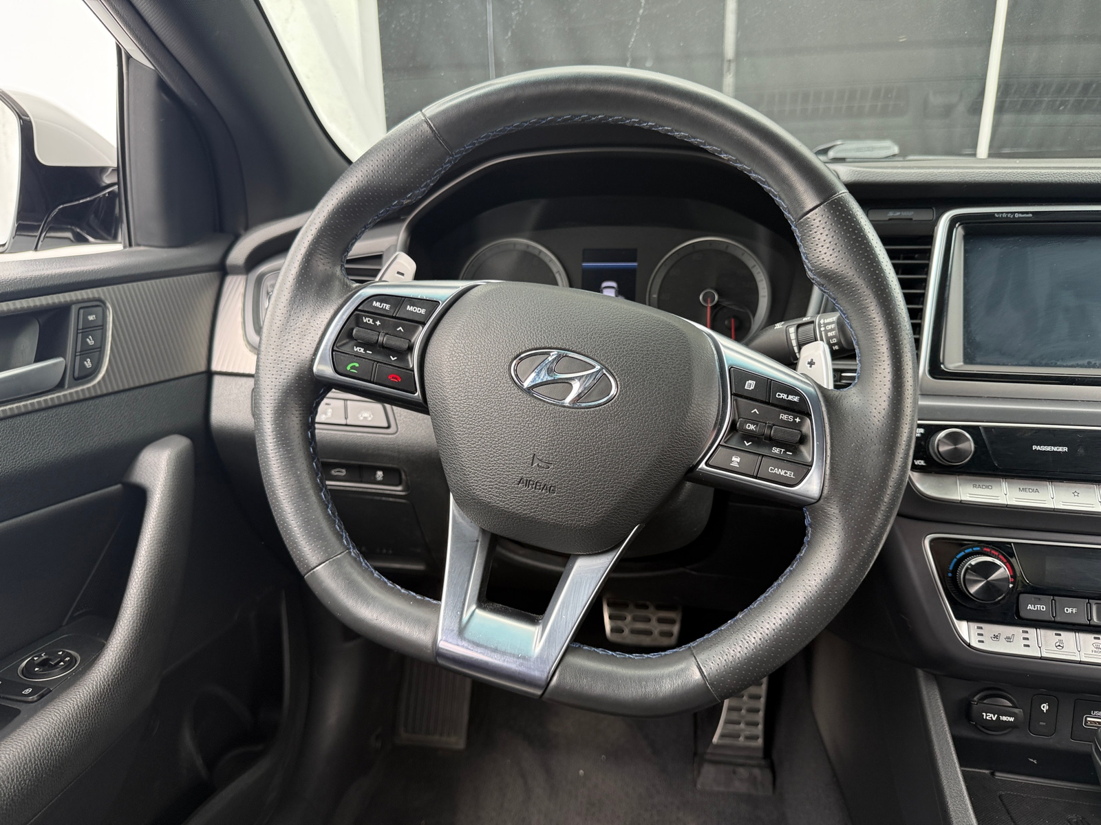 Thumbnail: 2018 Hyundai Sonata - 4