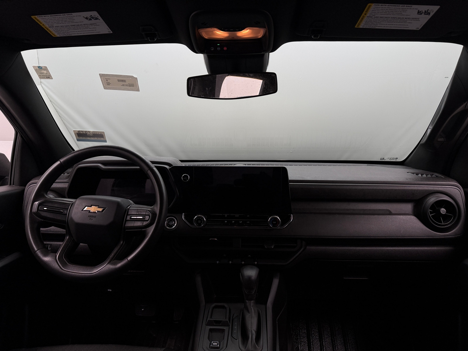 Thumbnail: 2023 Chevrolet Colorado - 3