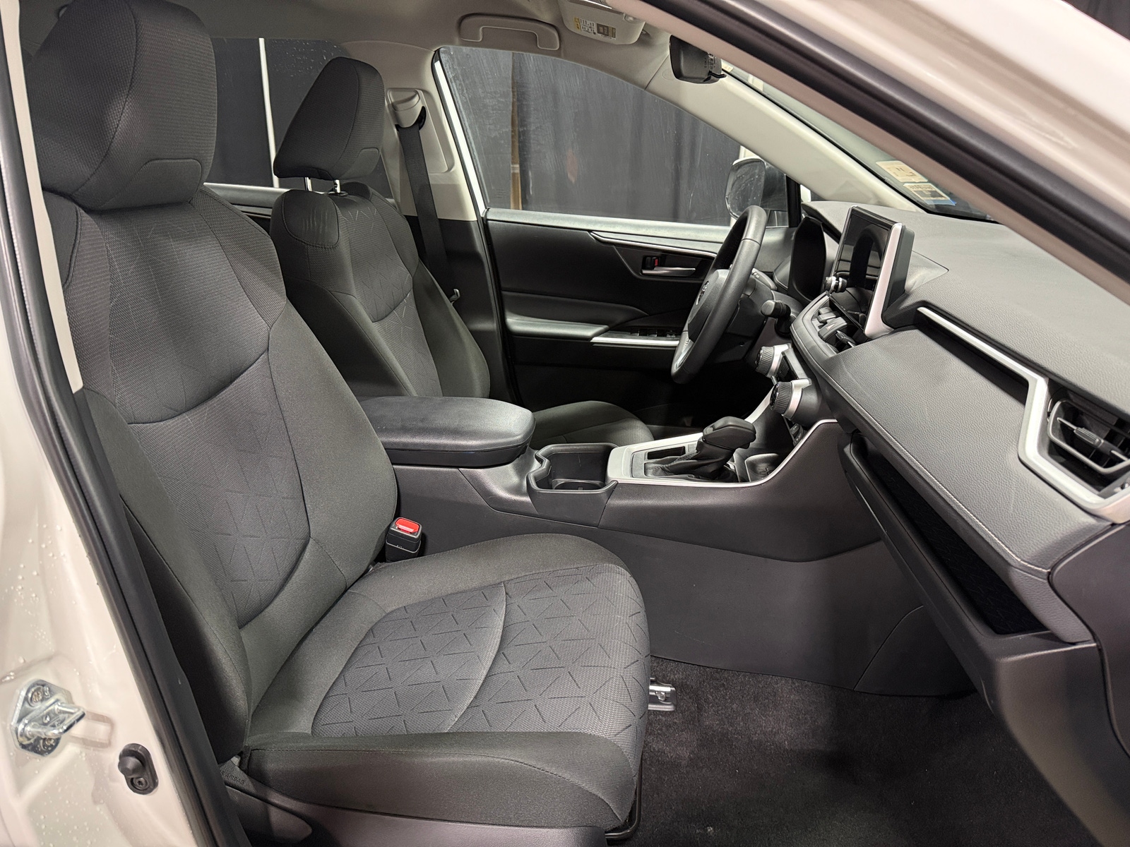 Thumbnail: 2025 Toyota RAV4 - 2