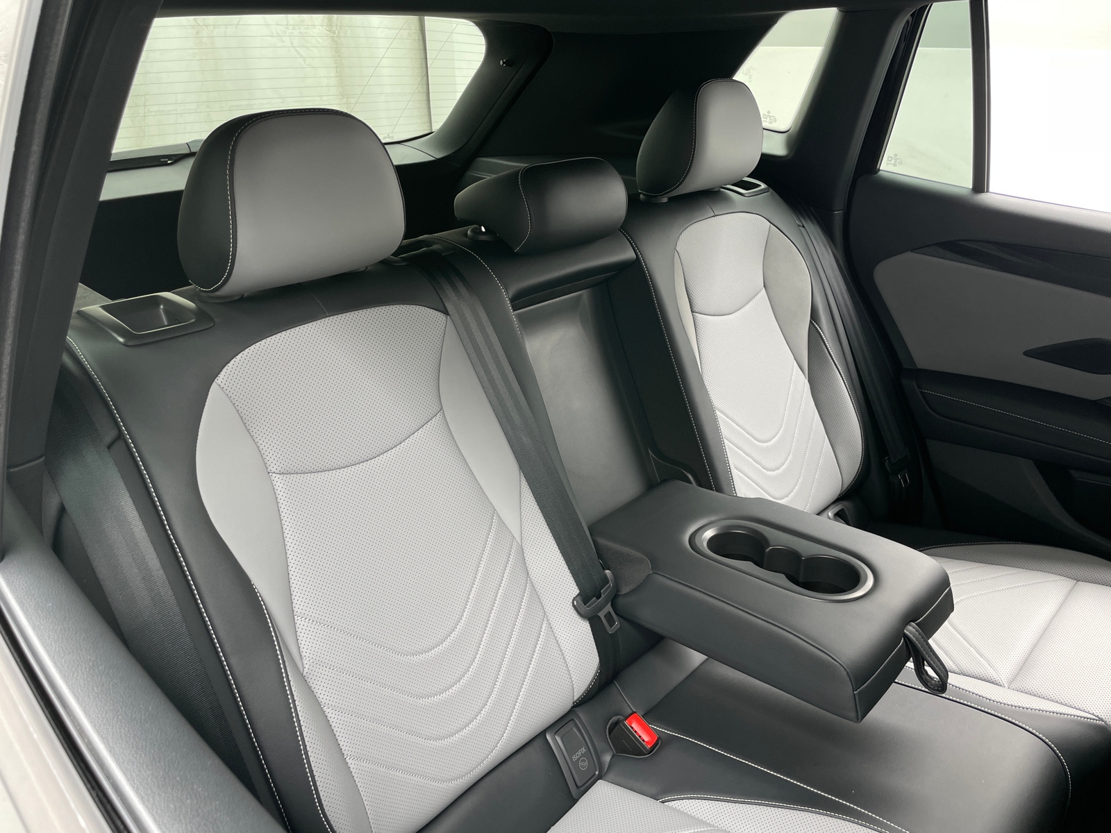 Thumbnail: 2025 Volkswagen Tiguan - 5