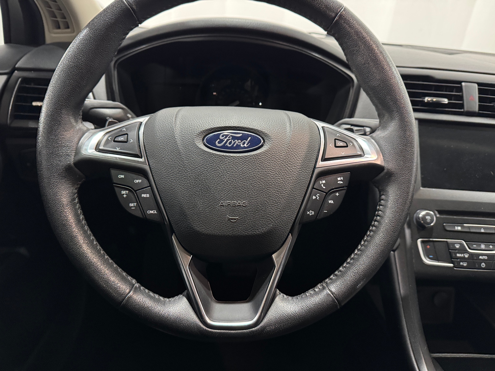 Thumbnail: 2018 Ford Fusion - 4