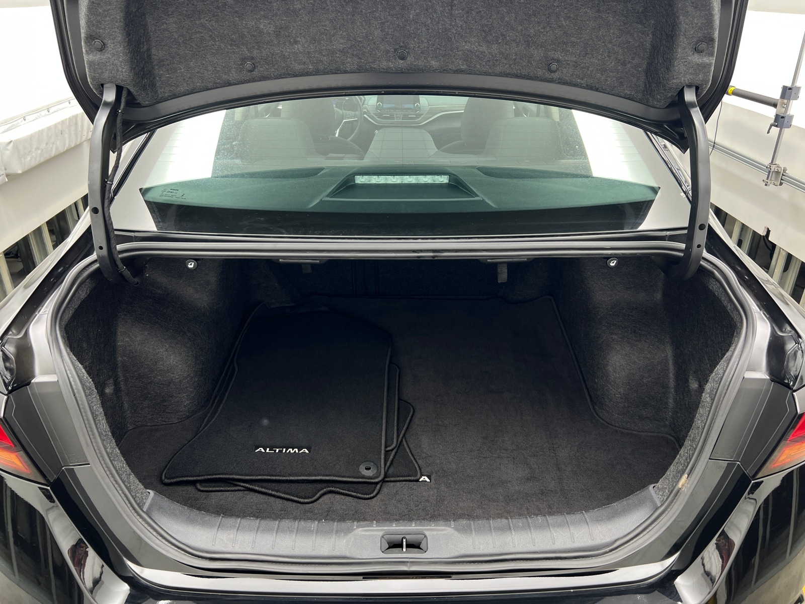 Thumbnail: 2025 Nissan Altima - 7