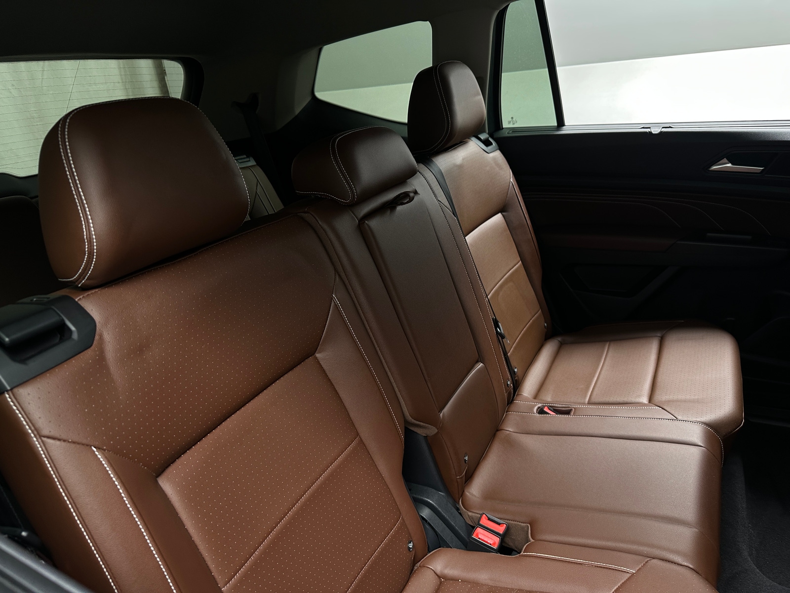 Thumbnail: 2022 Volkswagen Atlas - 5