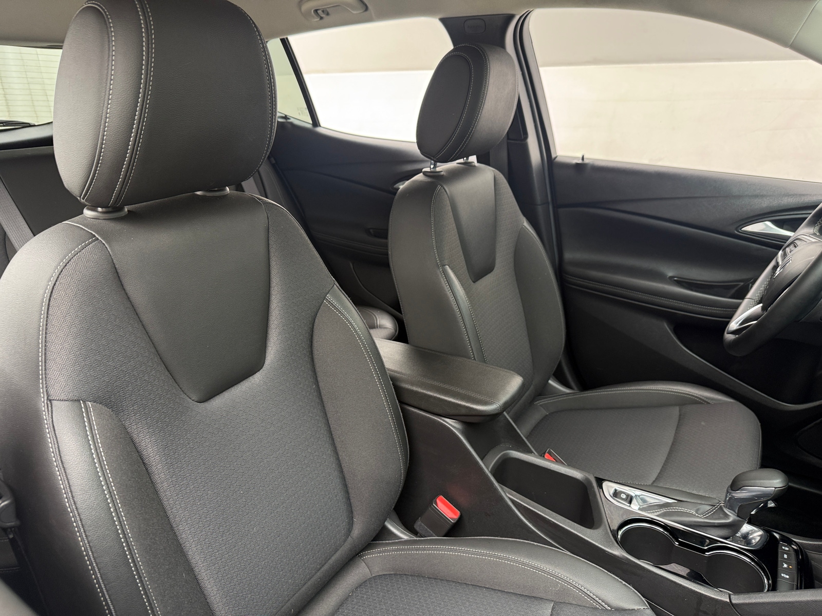 Thumbnail: 2025 Buick Encore GX - 2