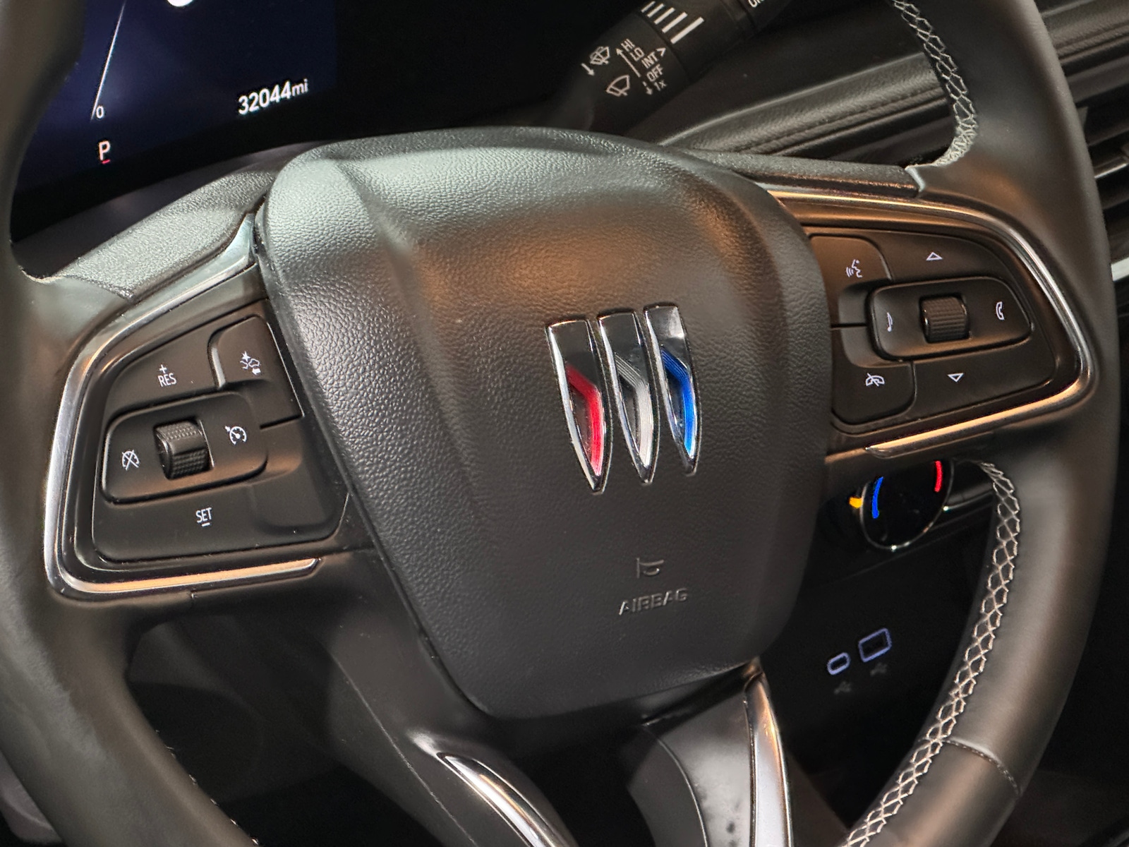 Thumbnail: 2025 Buick Encore GX - 5