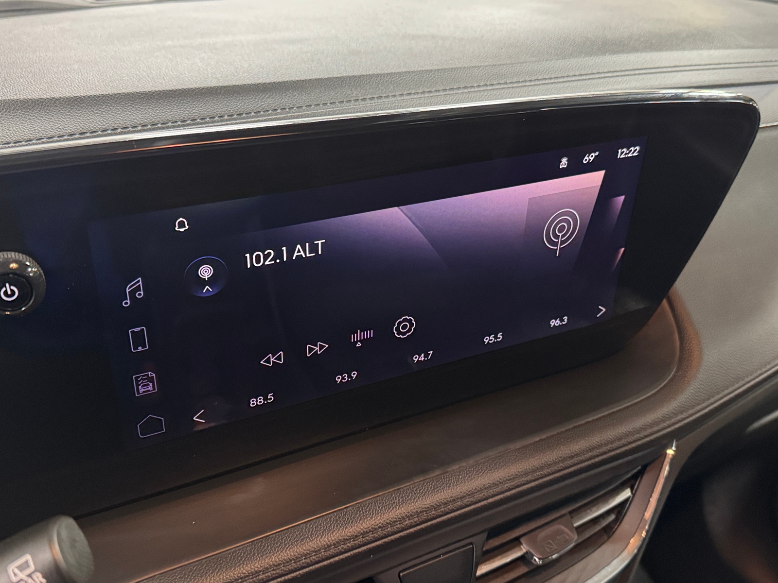 Thumbnail: 2025 Buick Encore GX - 4