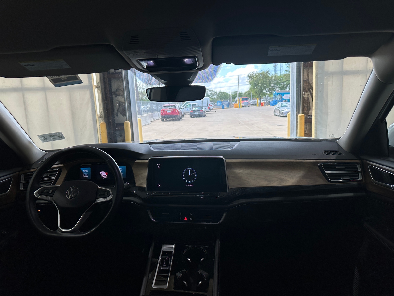 Thumbnail: 2025 Volkswagen Atlas - 2