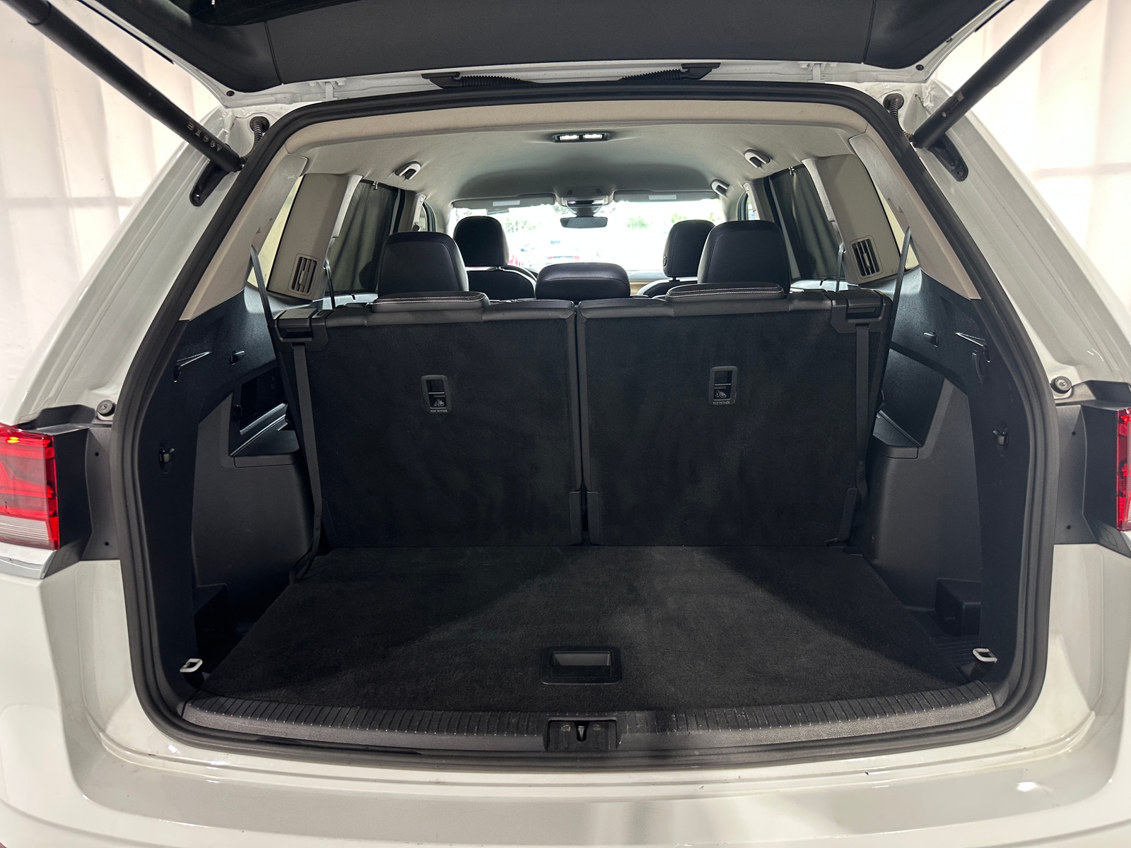 Thumbnail: 2025 Volkswagen Atlas - 6