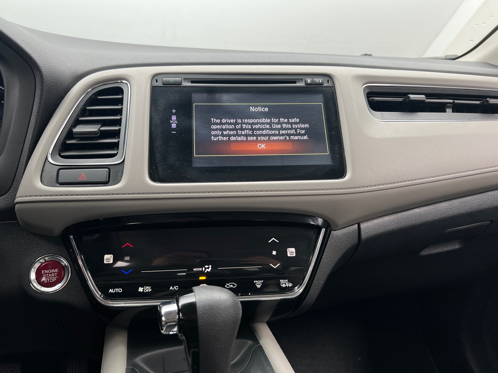 Thumbnail: 2017 Honda HR-V - 4