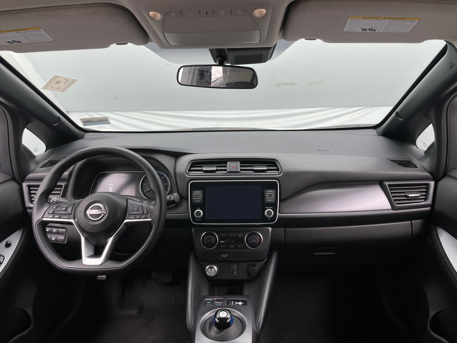 Thumbnail: 2025 Nissan Leaf - 3