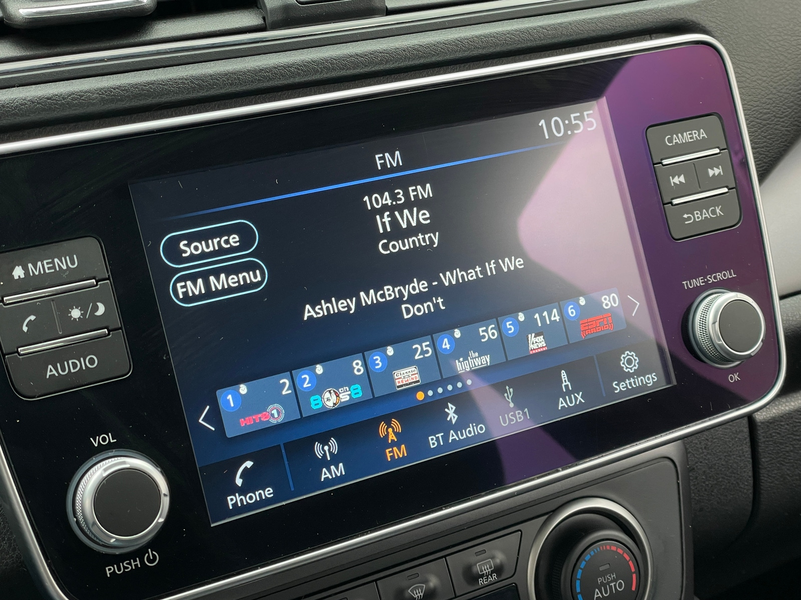 Thumbnail: 2025 Nissan Leaf - 4