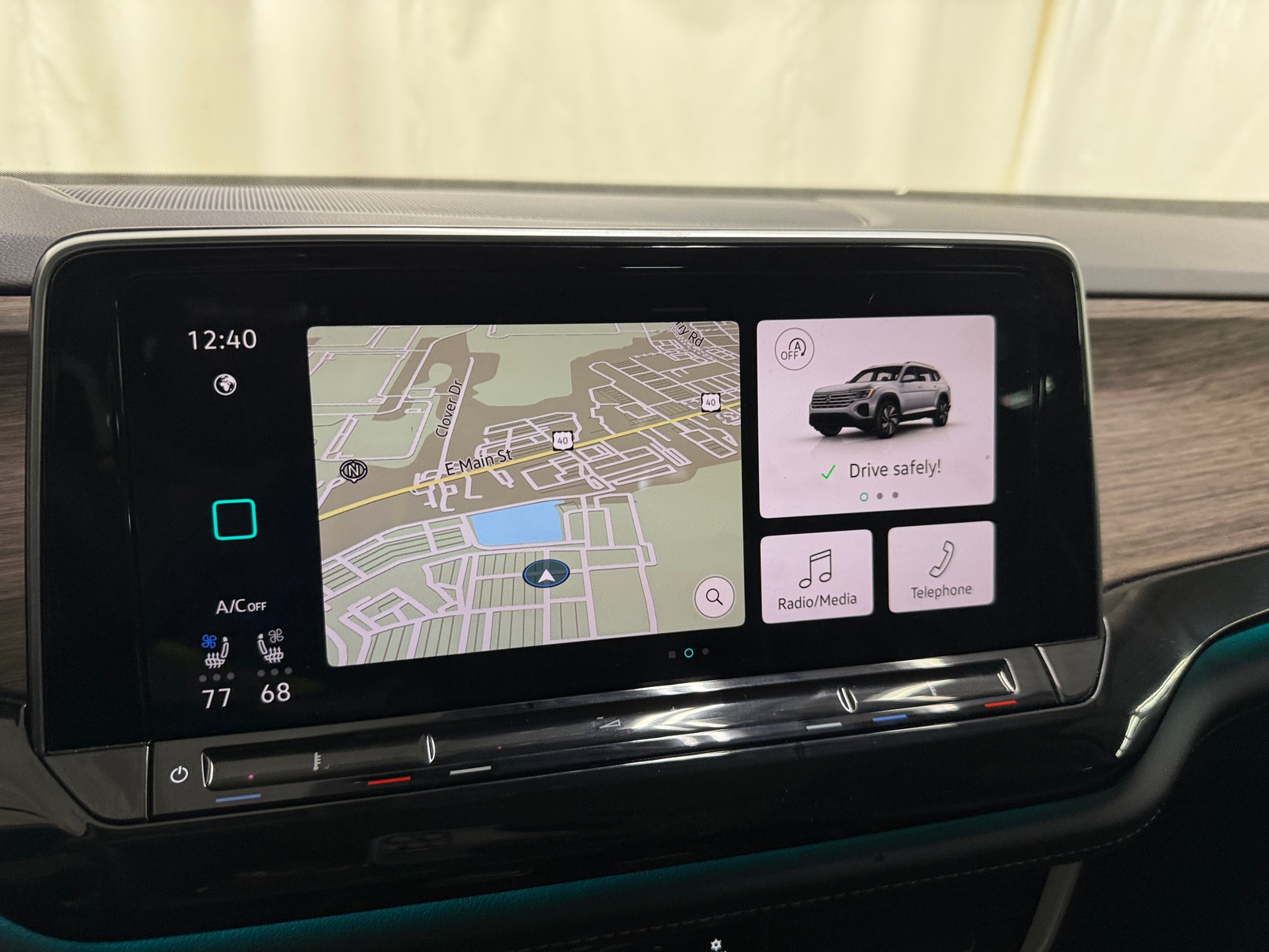 Thumbnail: 2025 Volkswagen Atlas - 3