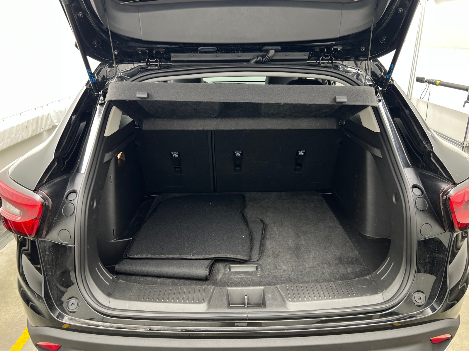 Thumbnail: 2025 Chevrolet Trax - 7