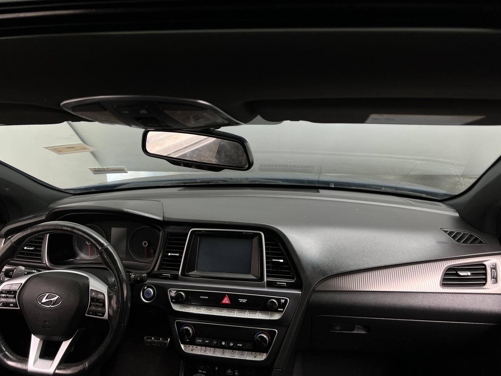 Thumbnail: 2019 Hyundai Sonata - 3