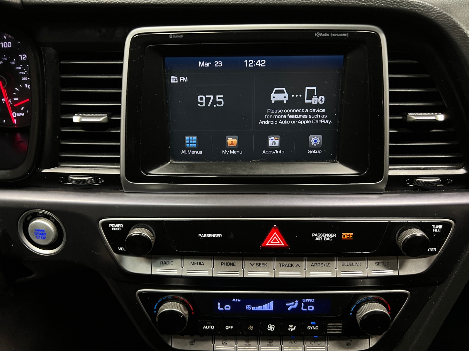 Thumbnail: 2019 Hyundai Sonata - 4