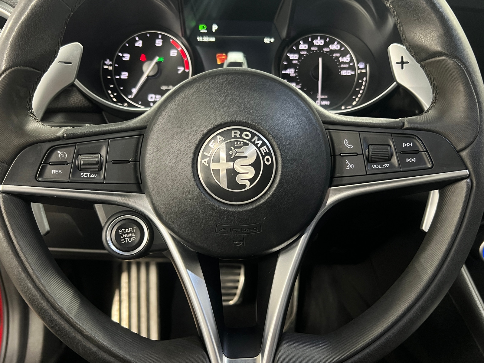 Thumbnail: 2018 Alfa Romeo Giulia - 4