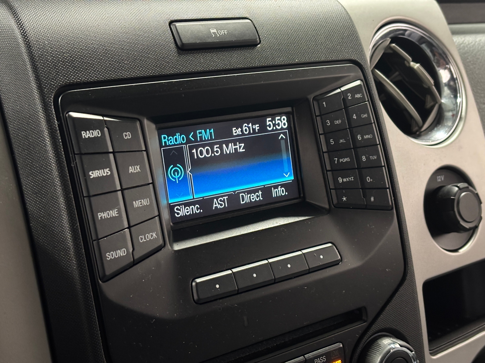 Thumbnail: 2013 Ford Econoline - 4