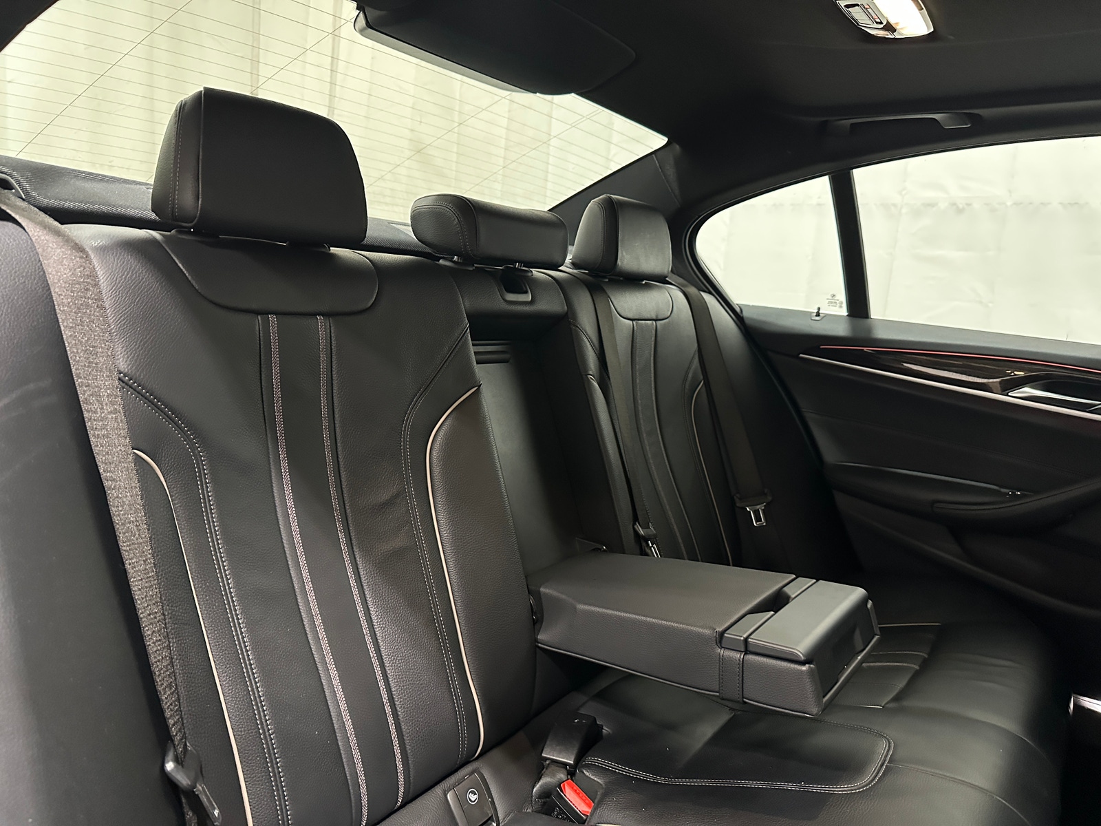 Thumbnail: 2019 BMW 5 Series - 5