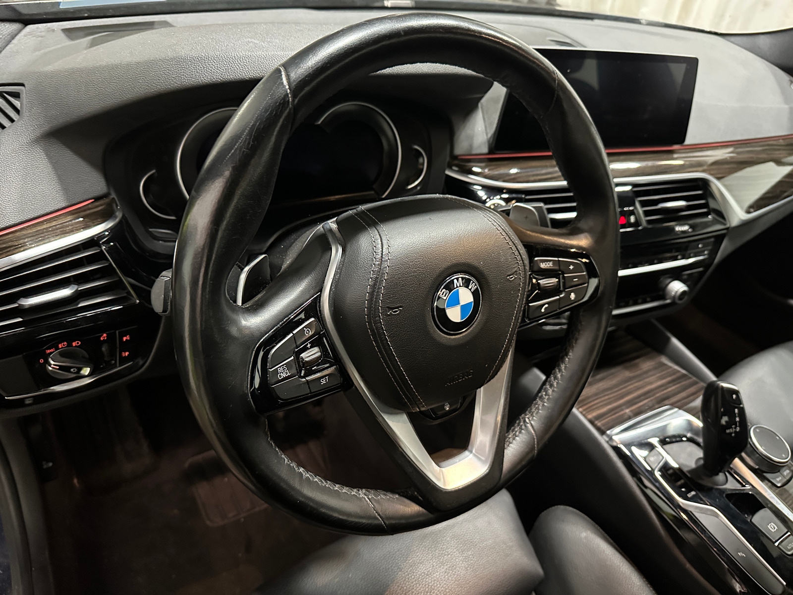 Thumbnail: 2019 BMW 5 Series - 4