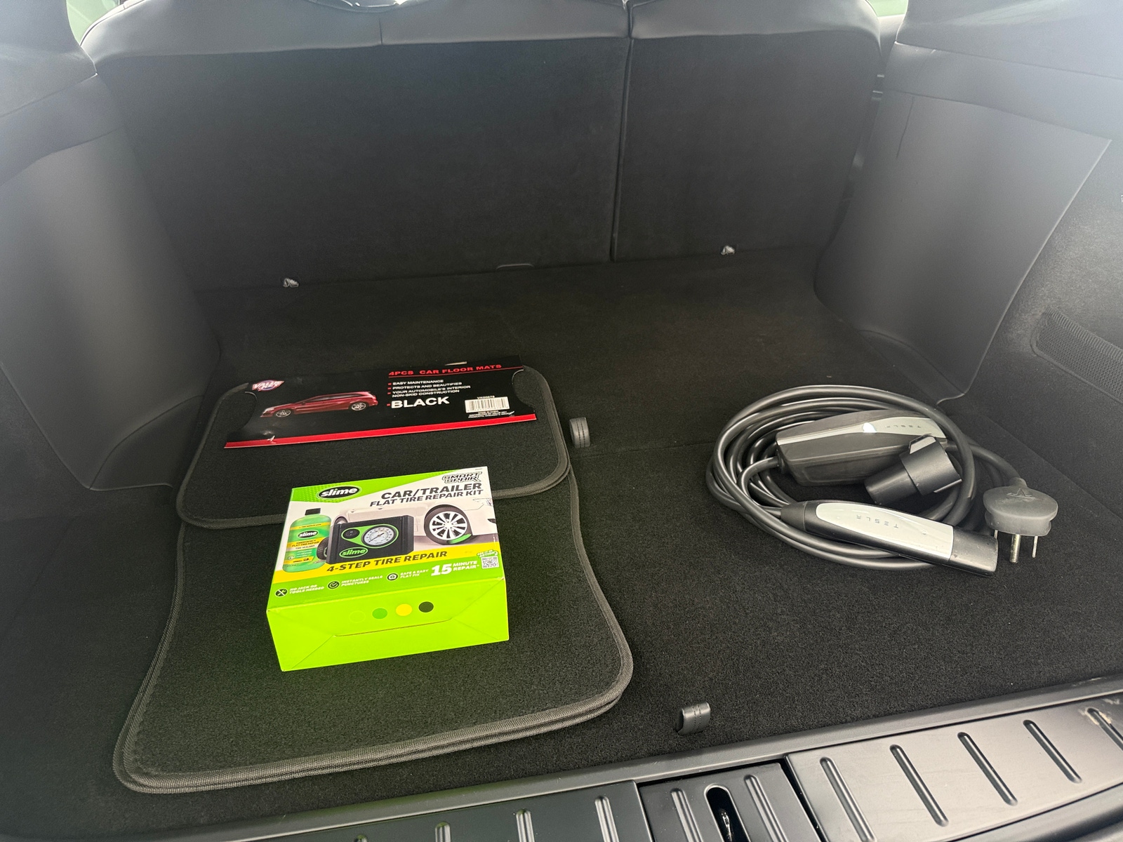 Thumbnail: 2023 Tesla Model X - 6