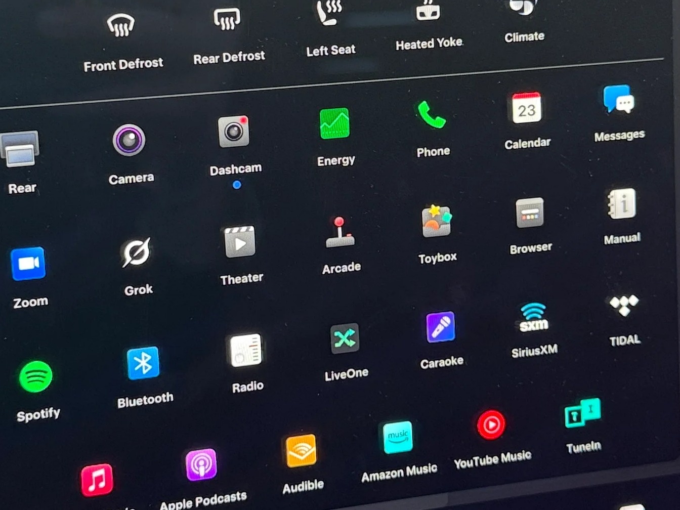 Thumbnail: 2023 Tesla Model X - 3