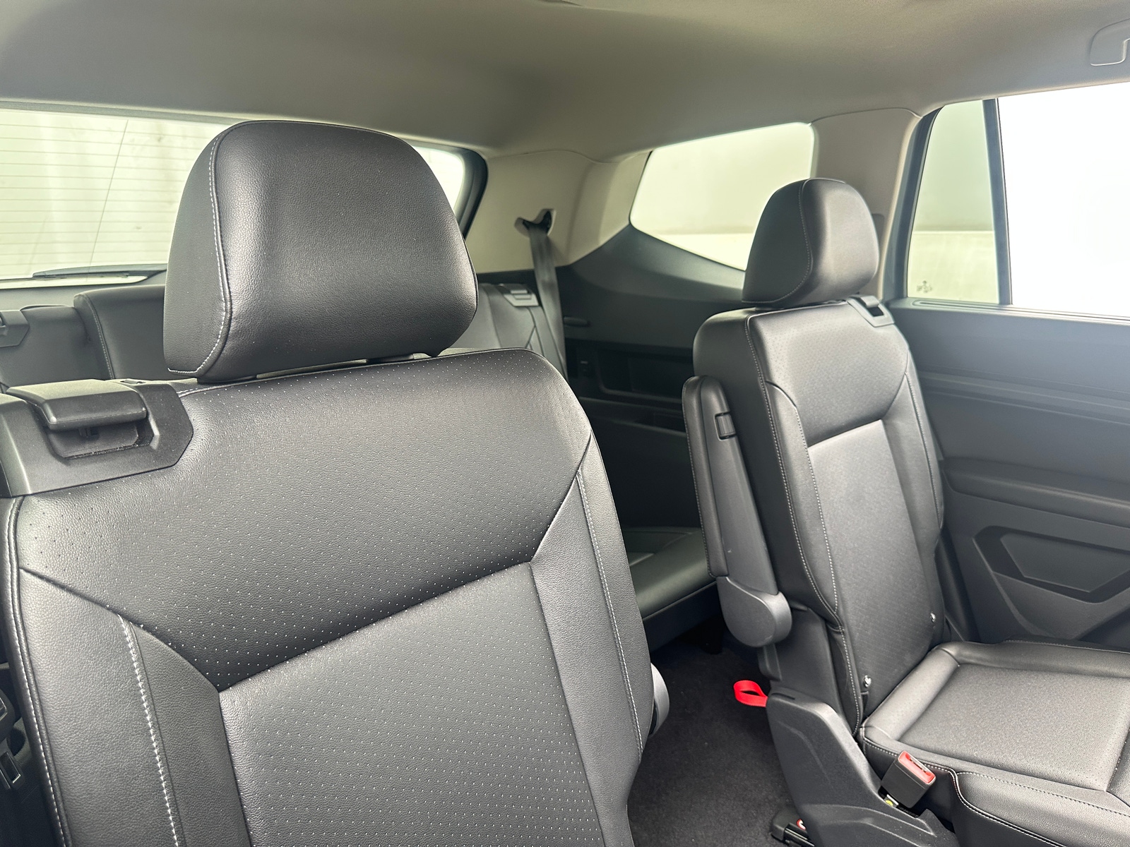 Thumbnail: 2018 Volkswagen Atlas - 6