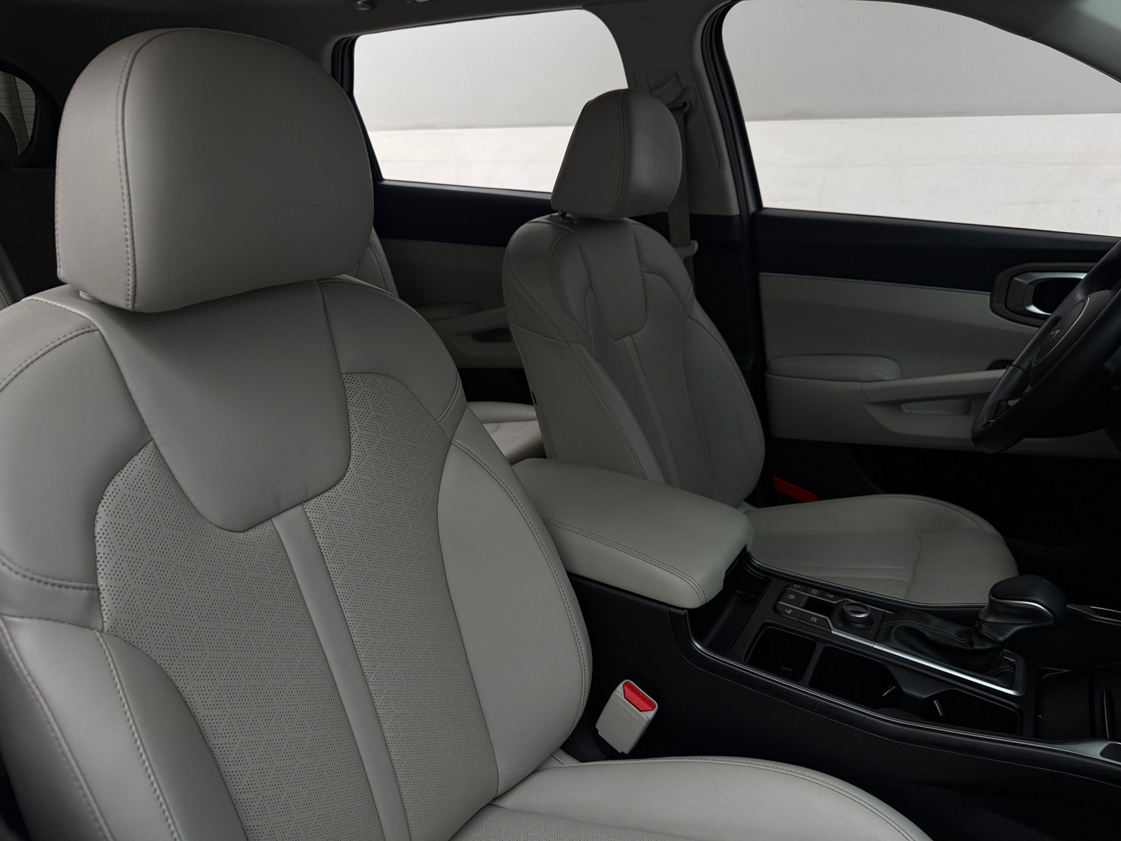 Thumbnail: 2023 Kia Sorento - 2