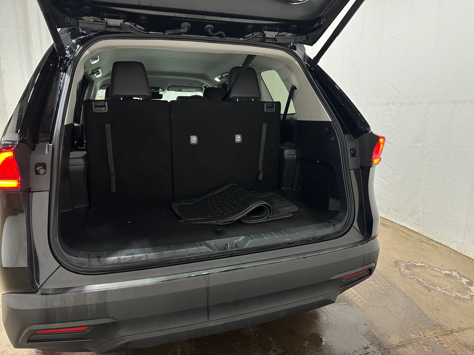 Thumbnail: 2025 Toyota Grand Highlander - 7