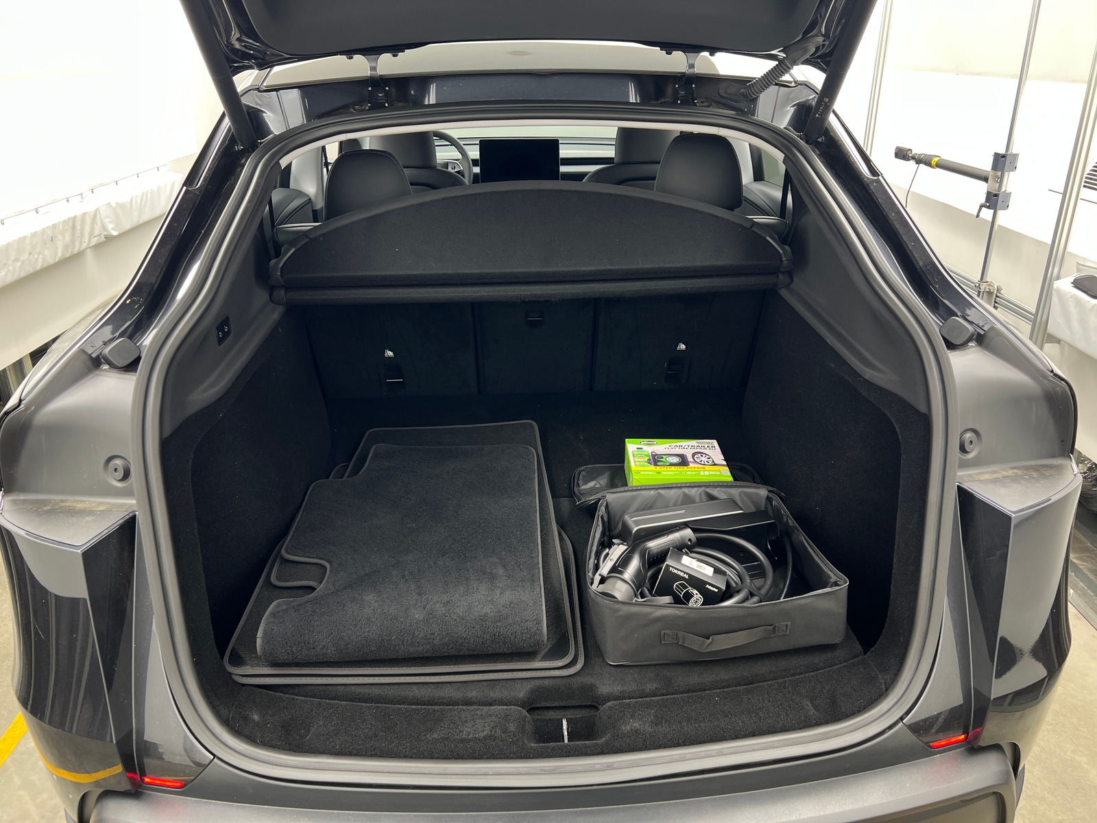 Thumbnail: 2026 Tesla Model Y - 6